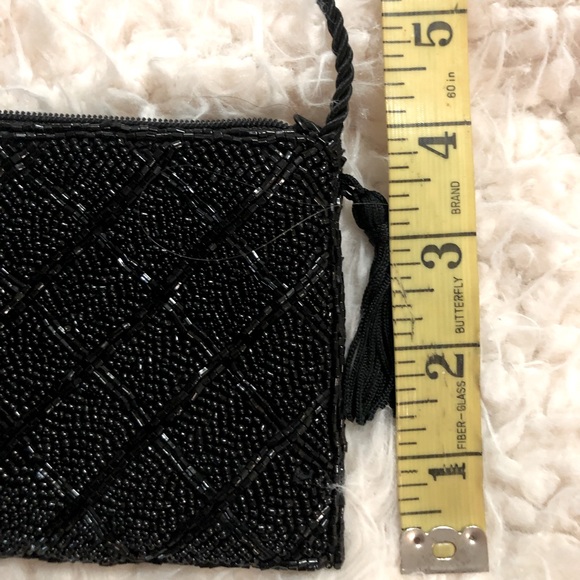 Holt Renfrew Little beaded purse - Picture 4 of 5
